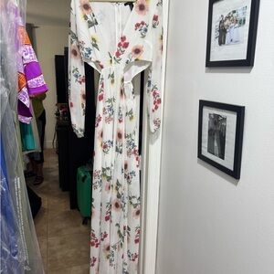 Forever 21 White Floral Maxi Dress